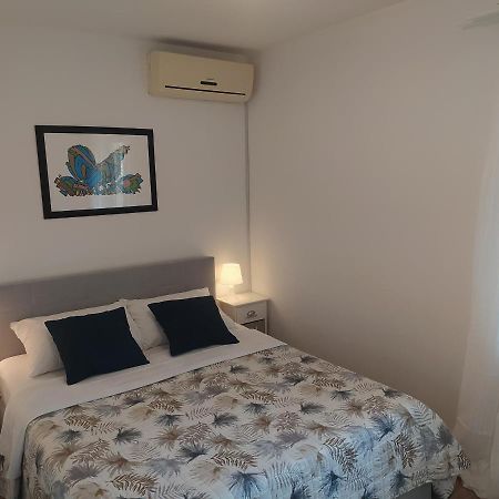زادار Apartment & Rooms Poppy Rose المظهر الخارجي الصورة