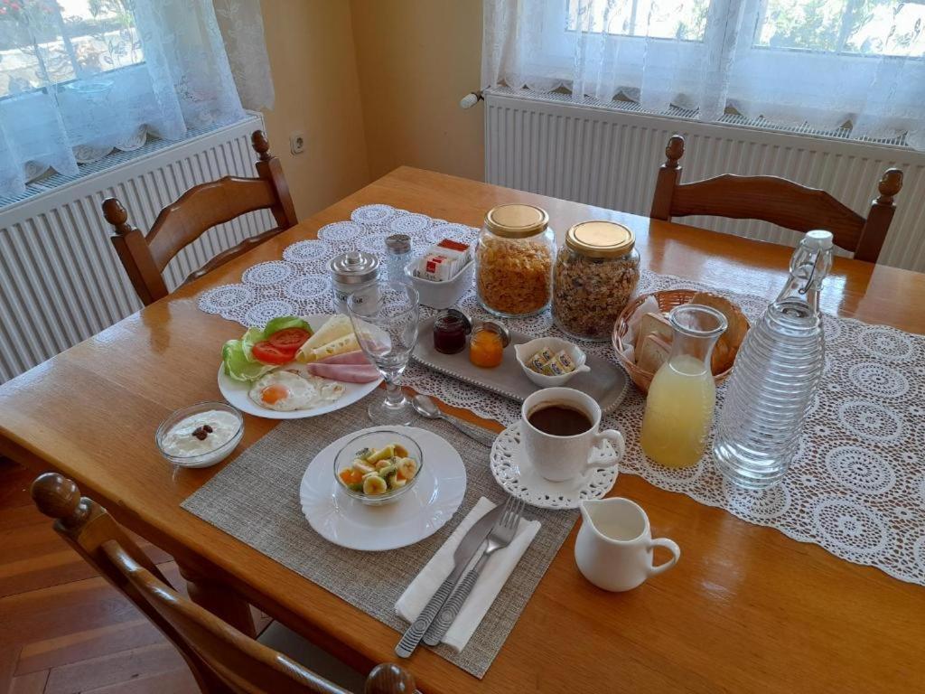 زادار Apartment & Rooms Poppy Rose المظهر الخارجي الصورة