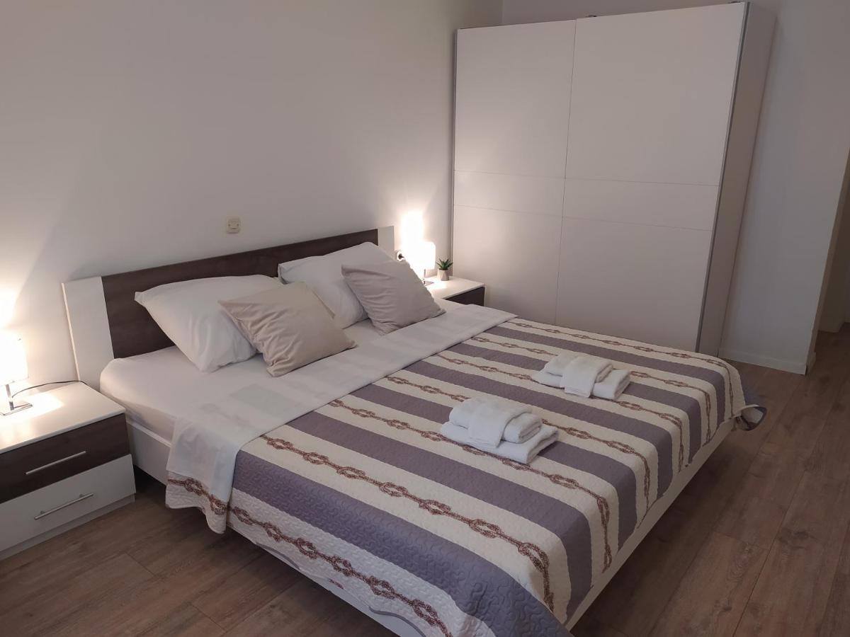 زادار Apartment & Rooms Poppy Rose المظهر الخارجي الصورة