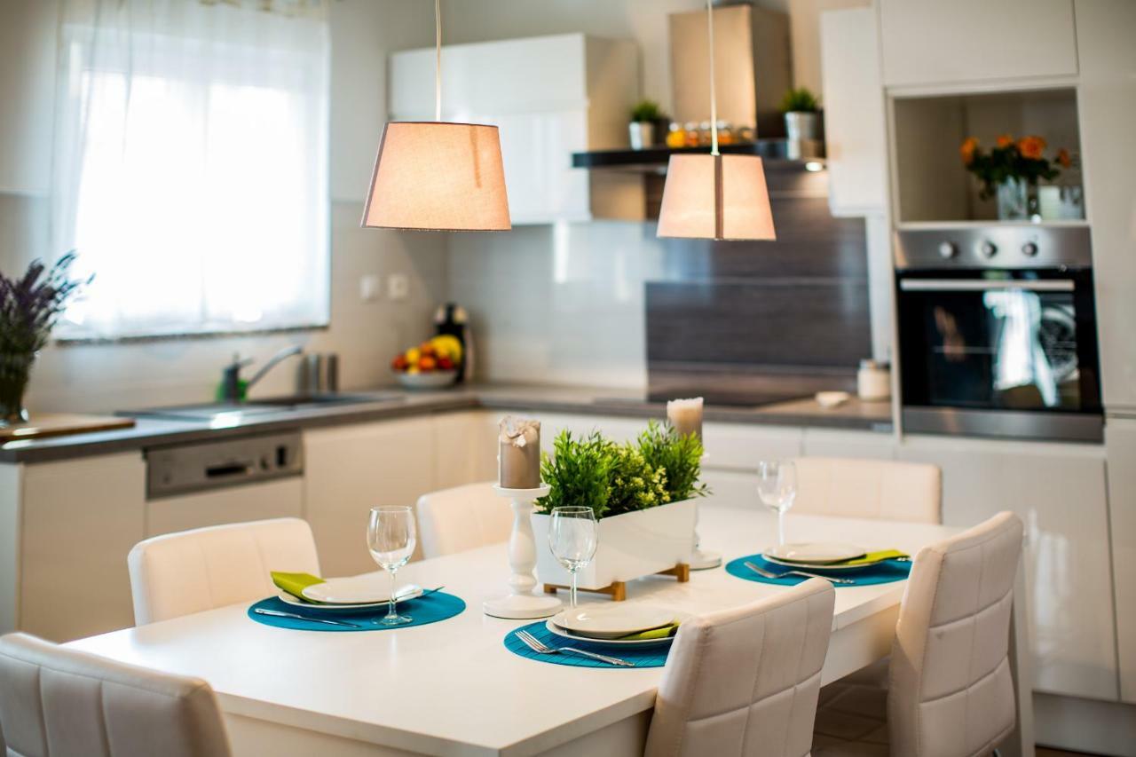 زادار Apartment & Rooms Poppy Rose المظهر الخارجي الصورة
